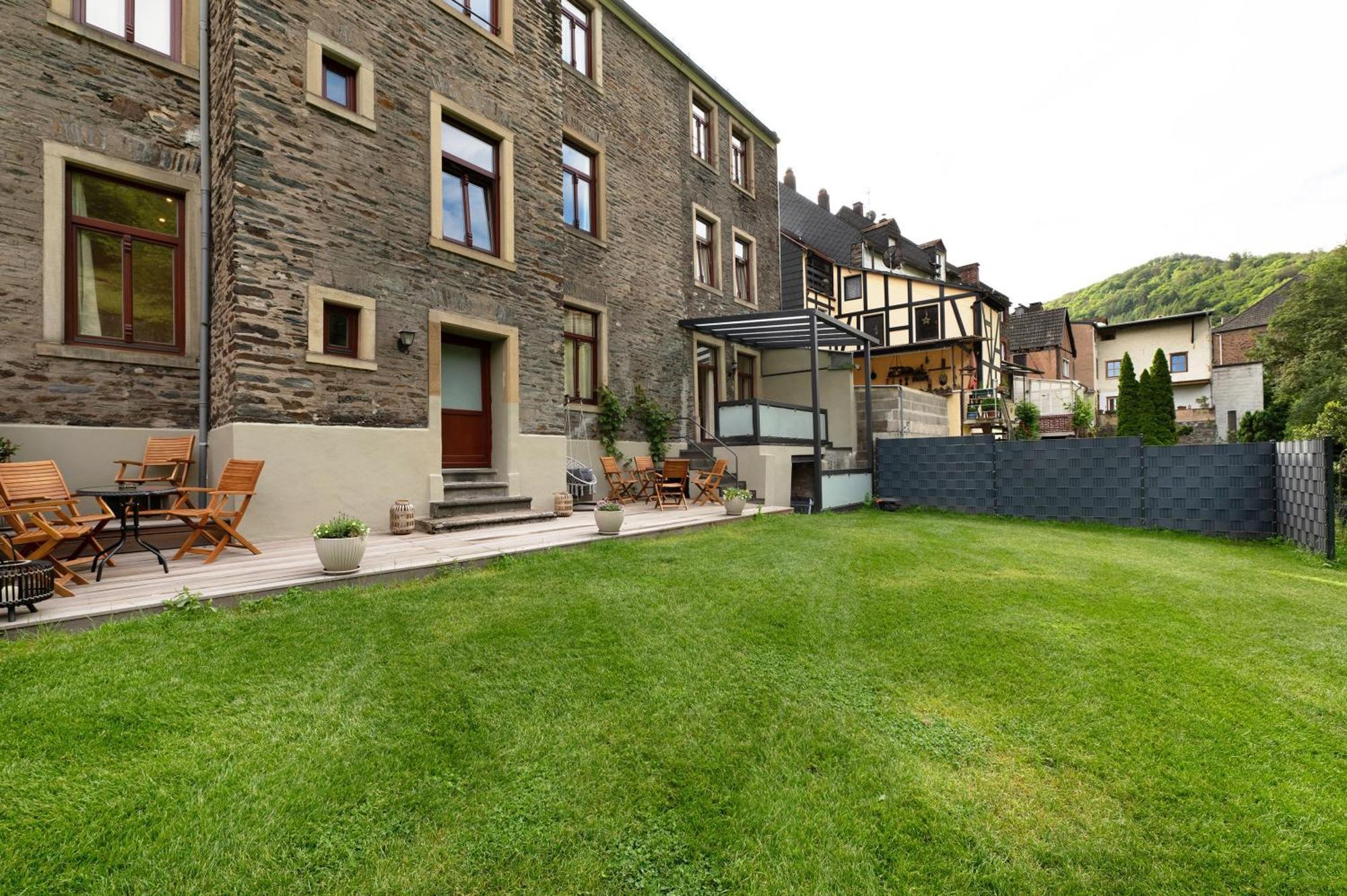 Alte Stadtvilla Am Weinberg 3 Traben-Trarbach Exterior foto